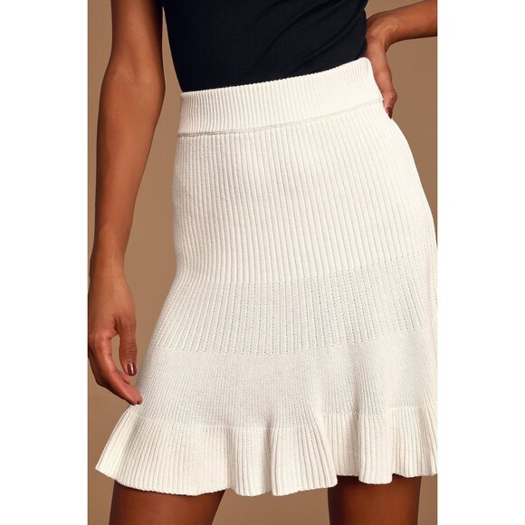 Free People Solid Gold Ivory Ribbed Knit Mini Skirt Cream Size Medium - Picture 2 of 11